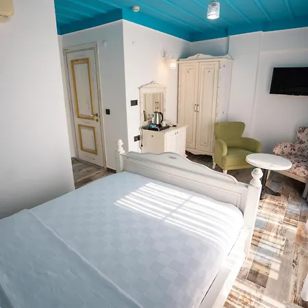 Ra Ξενοδοχείο Altinova (Ayvalik)