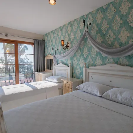 Ra Altinova (Ayvalik)